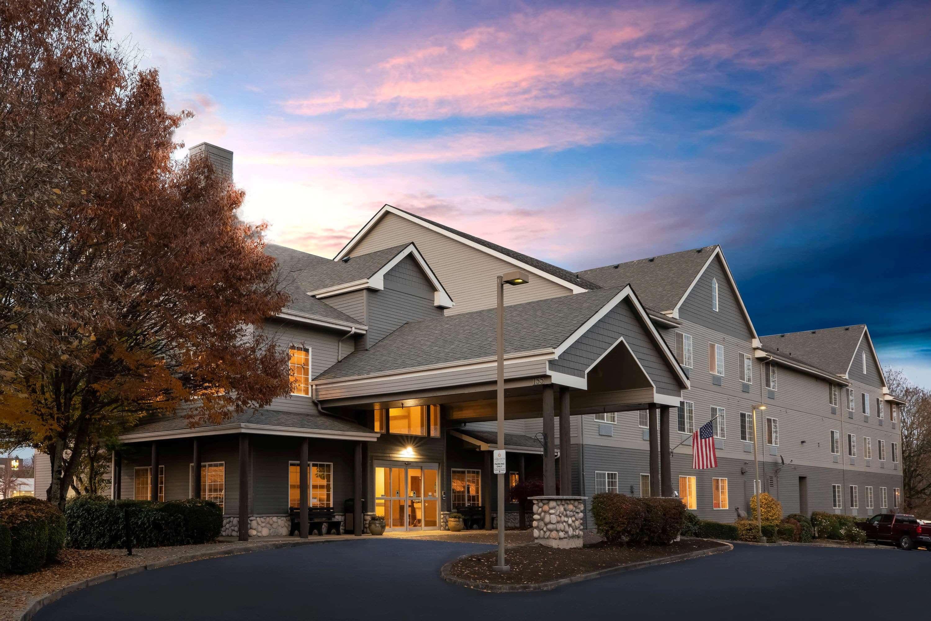 Hotel La Quinta By Wyndham Eugene Exterior foto